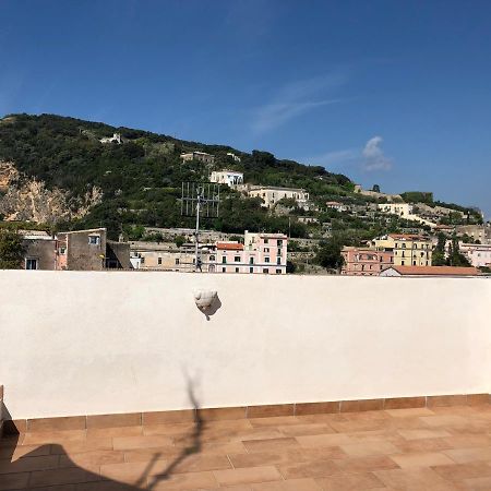 Bed and Breakfast Il Vecchio E Il Mare Гаета Екстер'єр фото