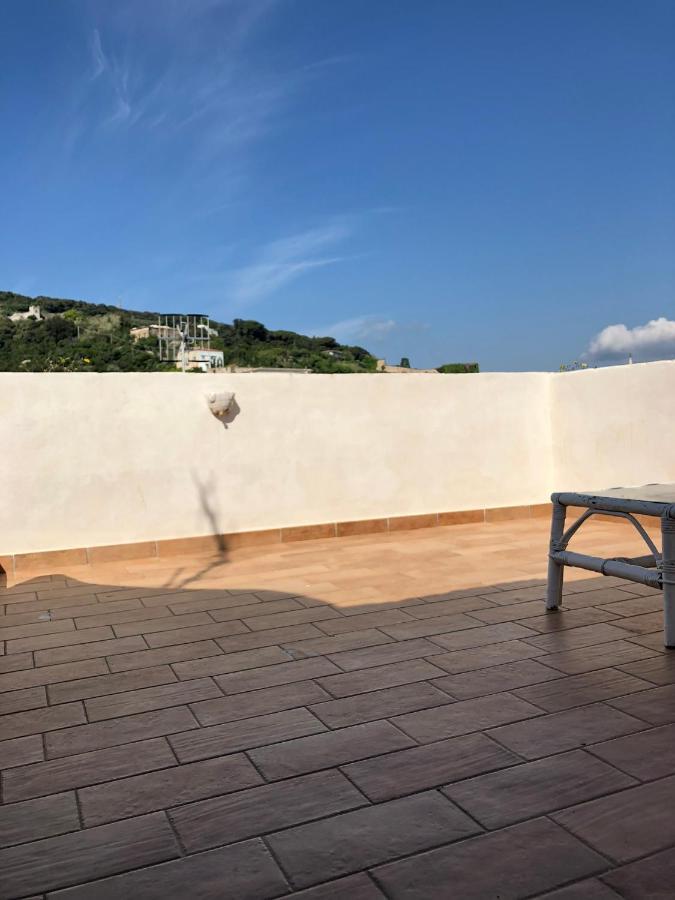 Bed and Breakfast Il Vecchio E Il Mare Гаета Екстер'єр фото
